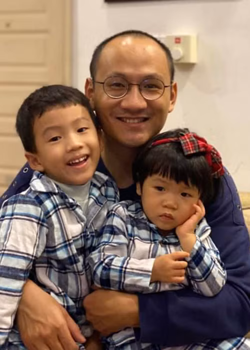 Phan Đăng khá giản dị ngoài đời.