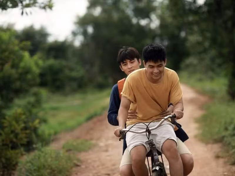 Lãnh Thanh còn gây chú ý khi đóng chính phim điện ảnh "Thưa mẹ con đi" với vai diễn đồng tính. Ảnh: Thế giới điện ảnh