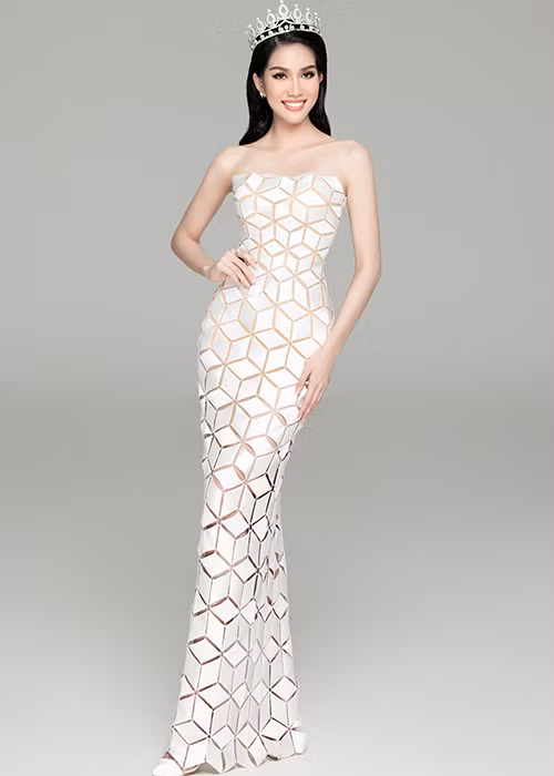 Phương Anh mong muốn tương lai, cô sẽ tiến xa hơn ở sự nghiệp người dẫn chương trình.