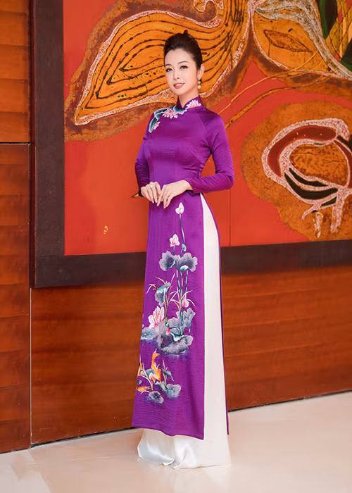 Sau sự kiện, nàng hoa hậu nhanh chóng về với con thứ 4 vì bé còn nhỏ.
