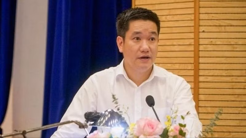 Cùng ngày, ông Nguyễn Minh Long - Phó trưởng ban Tổ chức Thành ủy Hà Nội, đã làm việc với tập thể lãnh đạo Sở TNMT Hà Nội thông báo về chủ trương của Thường trực Thành ủy. Tại buổi làm việc, tập thể lãnh đạo Sở TNMT Hà Nội đã chấp hành và thống nhất với chủ trương của Thường trực Thành ủy Hà Nội về việc điều động, bổ nhiệm chức Phó trưởng ban Tuyên giáo Thành ủy Hà Nội đối với ông Nguyễn Huy Cường.