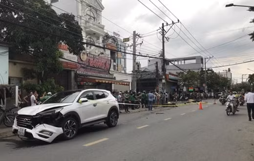 Dai ca Muoi Thu la ai ma khien dan em tinh nguyen “xo kham” thay?