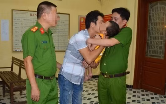 Đến 21h30 ngày 22/8, lực lượng Công an tỉnh Bắc Ninh được sự phối hợp giúp đỡ của Phòng Trọng án, Cục Cảnh sát hình sự, Bộ Công an và Công an tỉnh Tuyên Quang đã phát hiện giải cứu thành công cháu Nguyễn Cao Gia Bảo tại Xóm 16, xã Tân Long, huyện Yên Sơn, tỉnh Tuyên Quang. 
