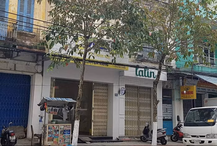 Căn nhà của Vũ Nhôm ở 51 Nguyễn Thái Học nơi gia đình ông Hồ Ánh từng ở. Ảnh: Cao Thái