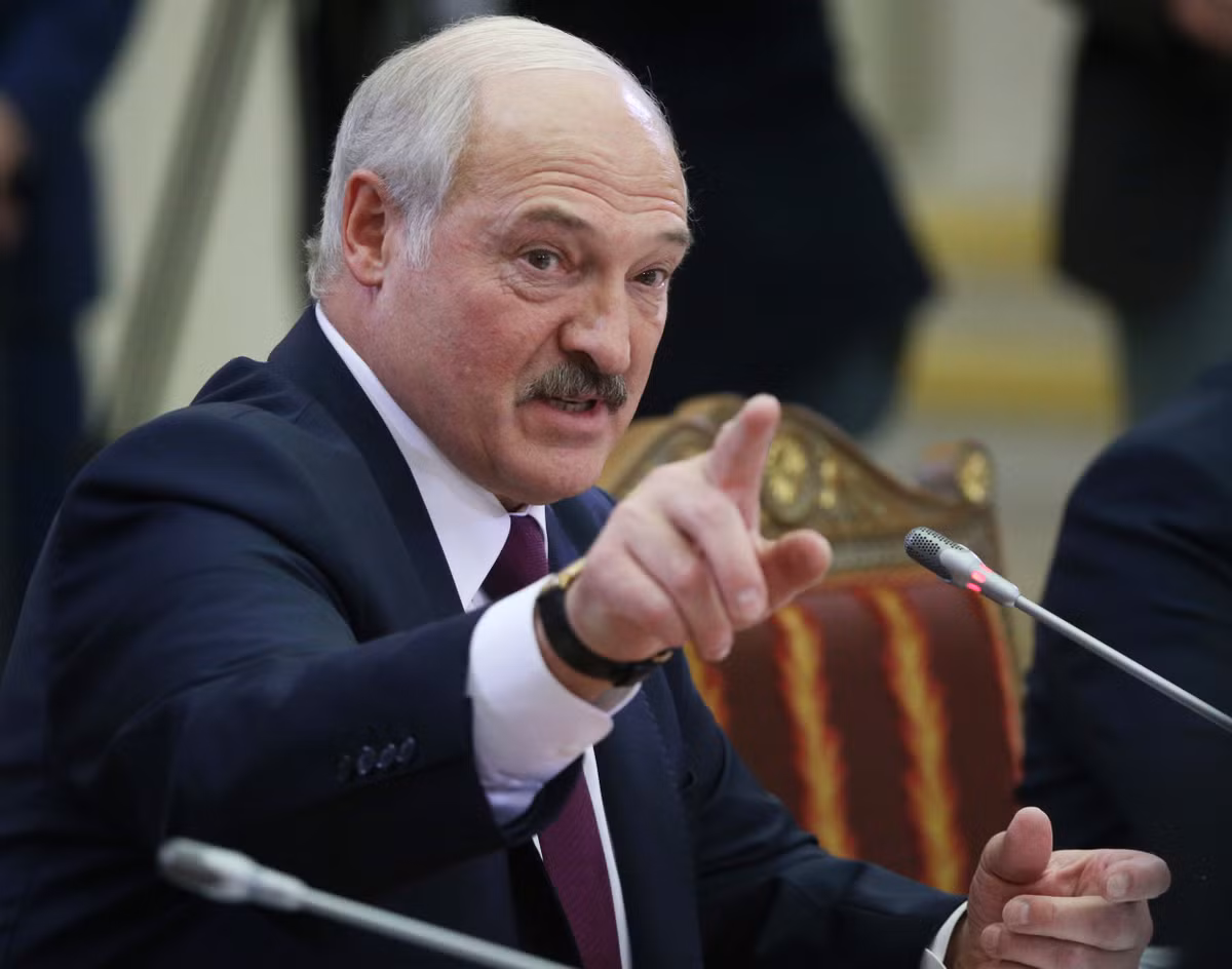 Tổng thống Belarus nổi tiếng là một chính khách chống tham nhũng quyết liệt, từng được bầu làm Chủ tịch Ủy ban chống tham nhũng của Quốc hội Belarus vào năm 1993.