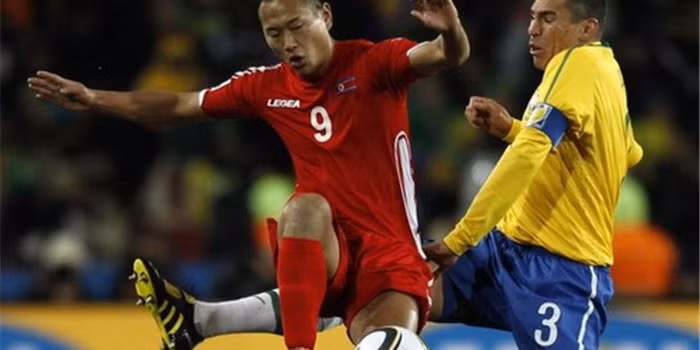 Triều Tiên đã ghi bàn vào lưới Brazil ở World Cup 2010, tuy nhiên sau đó vẫn thua chung cuộc với tỷ số 1-2.