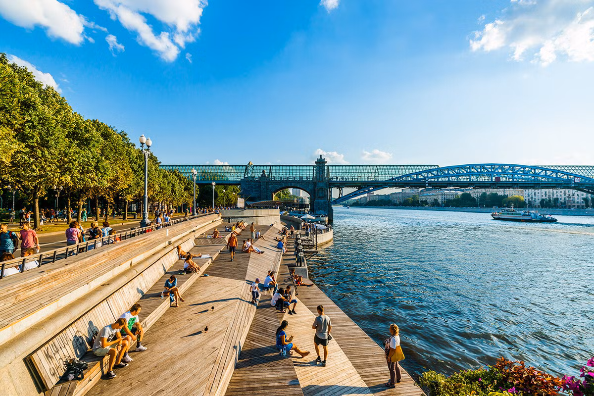 Đối với những người thích đi bộ đường dài, ngay trung tâm thủ đô Moscow có một tuyến đường 8 km rất đẹp.