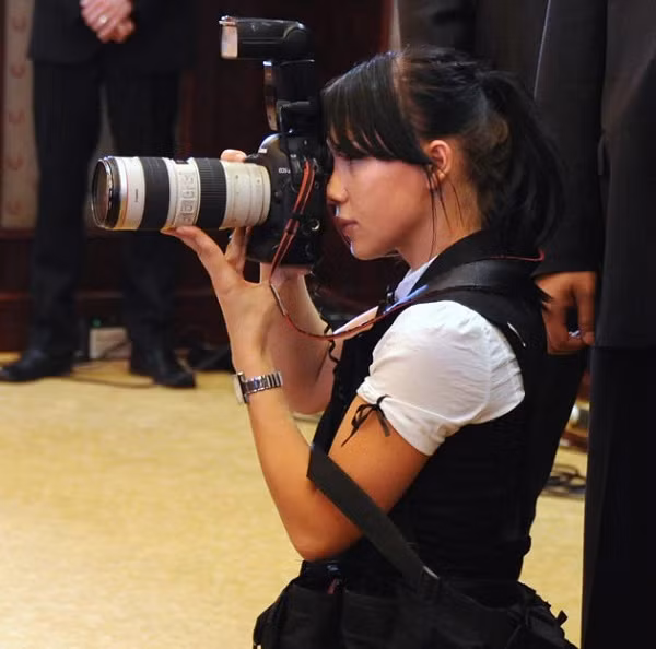 Yana Lapikova nhiếp ảnh gia riêng cho Tổng thống Nga hồi năm 2011.