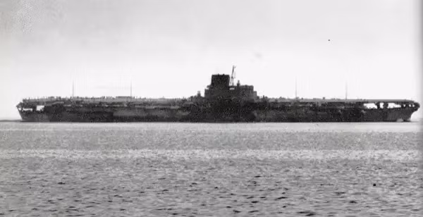 Shinano đã chính thức vào biên chế chiến đấu vào 19/11/1944. Tới ngày 28 tháng 11 năm 1944, tàu dự kiến sẽ di chuyển để chuẩn bị đưa 50 máy bay cảm tử Yokosuka MXY7 Ohka tới Okinawa.