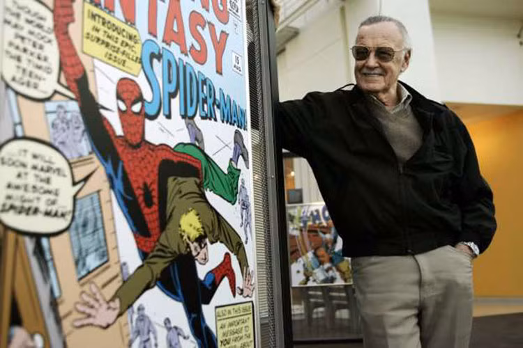 Vào năm 2008 khi hãng Marvel Studios giới thiệu Iron Man, Stan Lee gần như hoàn thành giấc mơ đưa các tác phẩm của mình lên màn ảnh rộng.