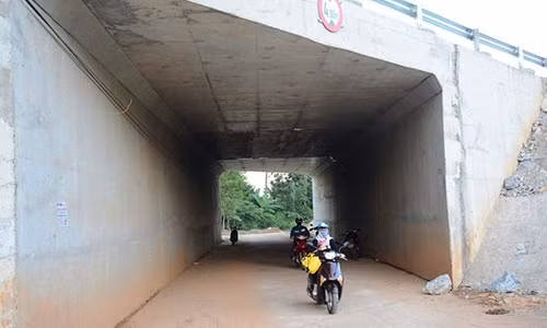 Cao toc 34.000 ty: Bang keo dan ngang, dan doc chong dot