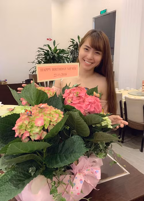 Thành Đạt còn gửi lời chúc mừng sinh nhật hài hước đến Hải Băng.