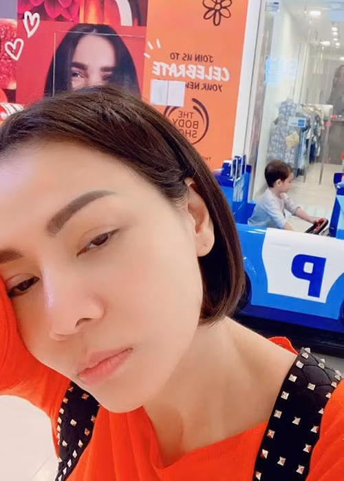 Ngam con trai lai Tay lon phong phao cua Thu Minh