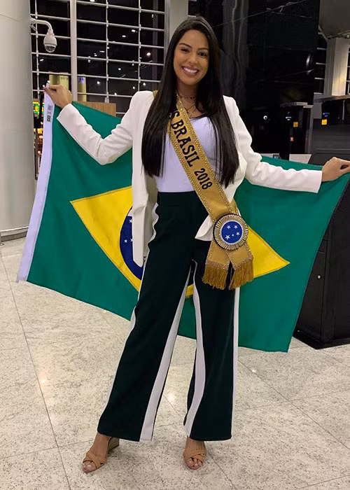 Đại diện Brazil đang bắt chuyến bay đến Thái Lan.