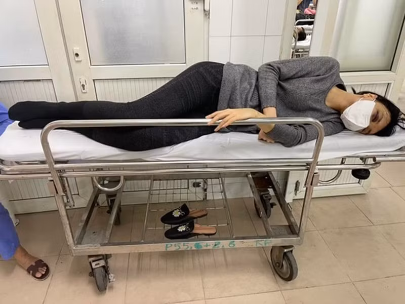 Khả Trang đã gửi đơn trình báo tới cơ quan chức năng tố bị chồng chưa cưới hành hung. Đến nay, chưa có thông tin mới về vụ việc.