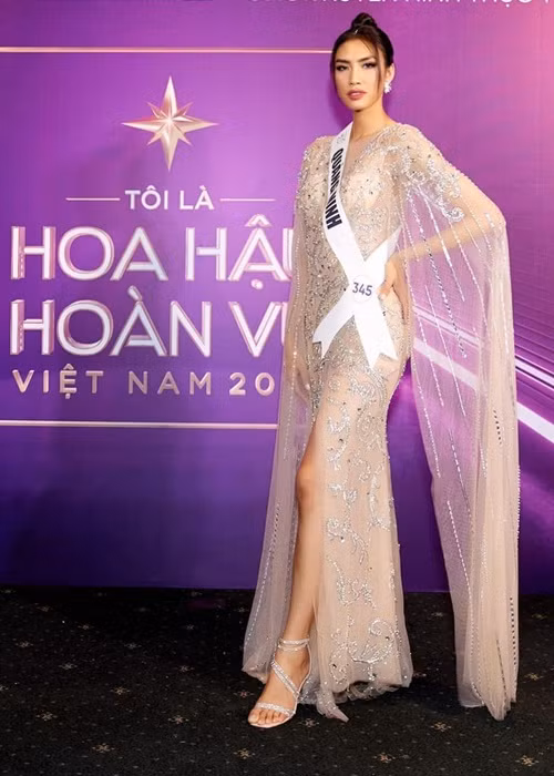 Chân dung thí sinh cao nhất ở Hoa hậu Hoàn vũ Việt Nam 2022 Chan dung thi sinh cao nhat o Hoa hau Hoan vu Viet Nam 2022
