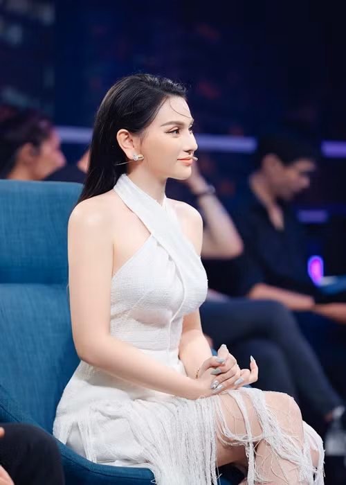 Thu Thủy vừa có sự nghiệp vừa có tổ ấm trọn vẹn ở tuổi 38.