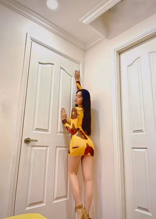 Vóc dáng của Thu Thủy chắc hẳn là niềm ao ước của nhiều bà mẹ bỉm sữa.