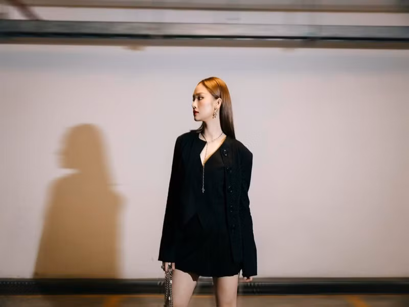 Trên trang cá nhân, Miu Lê không ngần ngại khoe hình ảnh hẹn hò cũng như lời có cánh dành cho nửa kia của mình. Ảnh: FBNV