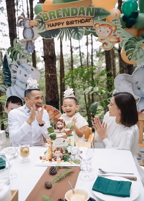 "Tiên đồng ngọc nữ" Thế Thành - Thúy Diễm tổ chức sinh nhật cho con trai Bé Bảo Bảo - con trai của Lương Thế Thành - Thúy Diễm vừa chính thức bước sang tuổi mới.