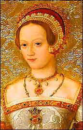 Về sau, khi vào hoàng cung chăm sóc cho công chúa Mary - con gái hoàng hậu đầu tiên là Catherine xứ Aragon với Vua Henry VIII, góa phụ xinh đẹp, thông minh Catherine lọt vào mắt xanh của người đứng đầu hoàng gia Anh.