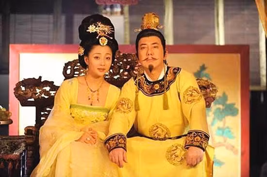 Duong Quy phi xinh dep the nao ma duoc vua sung ai bac nhat?