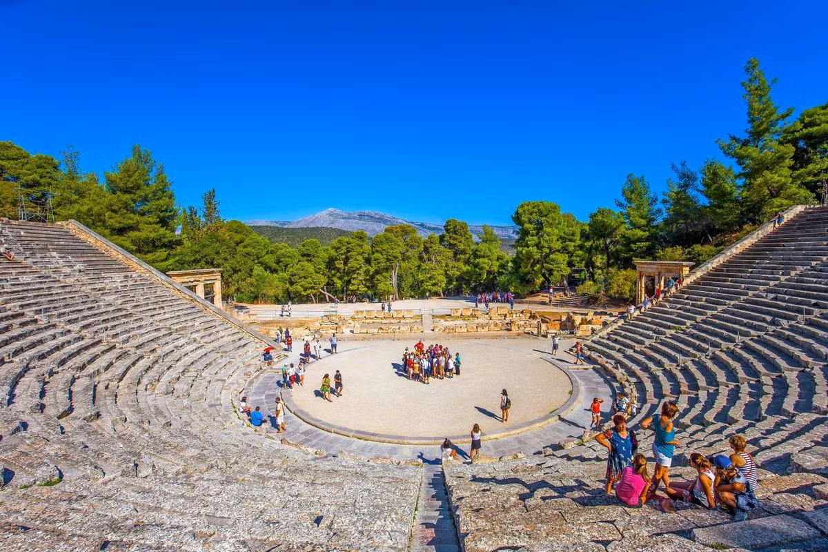Theo đó, bệnh tật mà họ mắc phải sẽ được thần Asclepius chữa trị giúp tình trạng sức khỏe có chuyển biến tốt.
