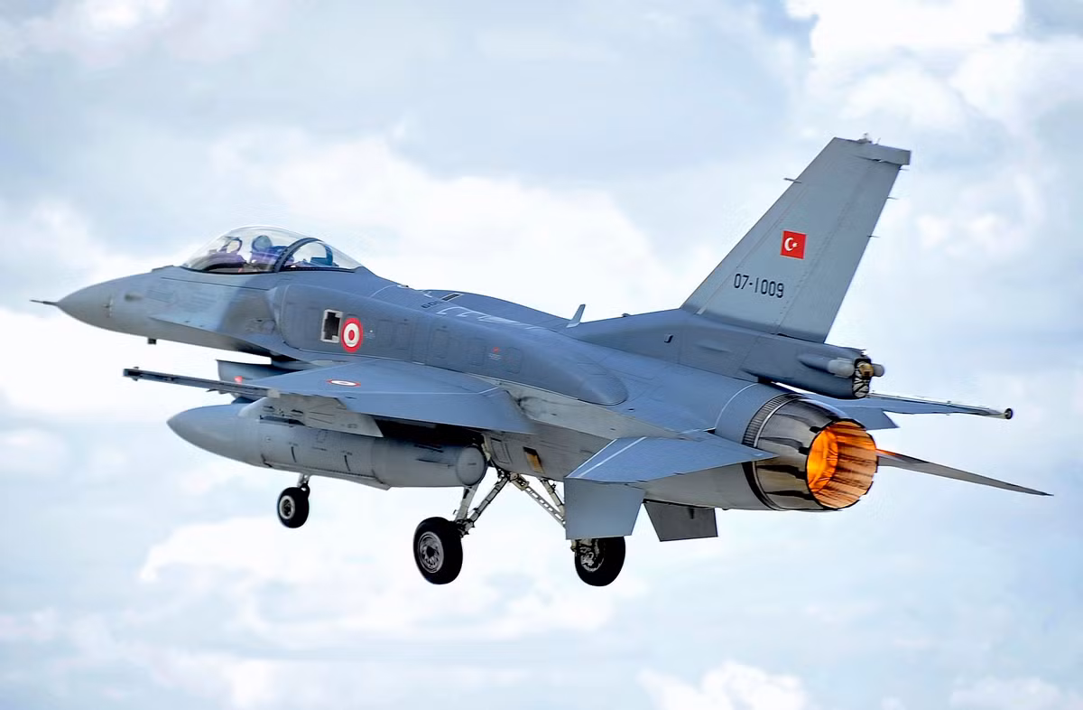 Đây là tổ hợp phòng không S-125 Pechora do Belarus hiện đại hóa với tên gọi S-125-2TM (Pechora-2TM) có phạm vi phát hiện và tiêu diệt mục tiêu được gia tăng, bên cạnh đó xác suất bắn trúng vật thể bay với tốc độ cao cũng cải thiện đáng kể.
