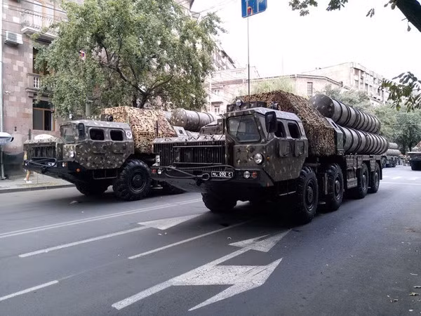 Không có tuyên bố chính thức nào từ Bộ Quốc phòng Armenia về thông tin trên, tuy nhiên nếu được khẳng định, đây là lần đầu tiên Thổ Nhĩ Kỳ mất máy bay chiến đấu trong cuộc xung đột quân sự Nagorno-Karabakh.