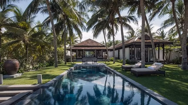 Tạp chí kinh doanh uy tín Forbes của Mỹ bình chọn Việt Nam là một trong 14 điểm đến đang có những sự chuyển mình tươi mới và mạnh mẽ, xứng đáng trở thành điểm đến ưu tiên của du khách toàn cầu trong năm 2019.