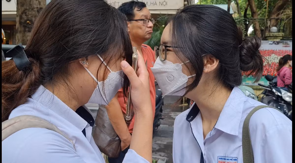 Thí sinh “lệch tủ” đề thi môn Ngữ văn do tin theo Kaito Kid - Hình 2 Thi sinh “lech tu” de thi mon Ngu van do tin theo Kaito Kid-Hinh-2