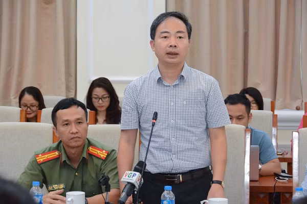 Bo GD&DT: Khong co chuyen trung de thi tot nghiep THPT mon Ngu van