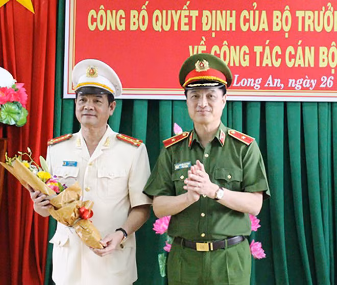 Chan dung 12 dai ta vua duoc bo nhiem Giam doc cong an tinh
