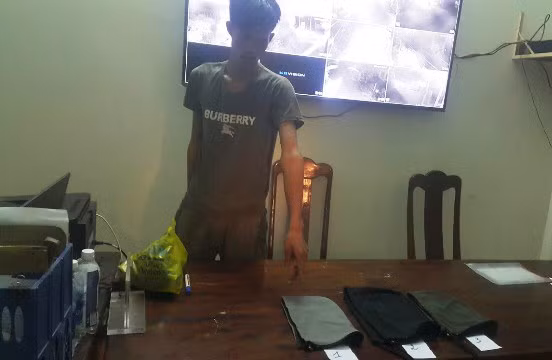 Hung thủ sát hại bé gái 13 tuổi sau đó cưỡng bức tử thi Hung thu sat hai be gai 13 tuoi sau do cuong buc tu thi