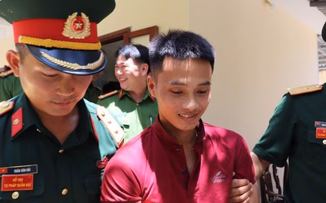 Thuong nong cong an bat Trieu Quan Su, nguoi dan to giac the nao?