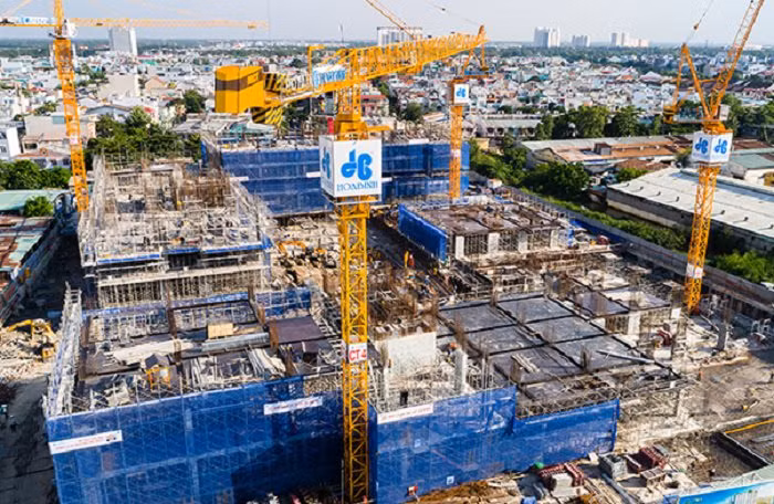 Xây dựng Hòa Bình "nợ chồng nợ", lãi lao dốc 74% quý 3 Xay dung Hoa Binh
