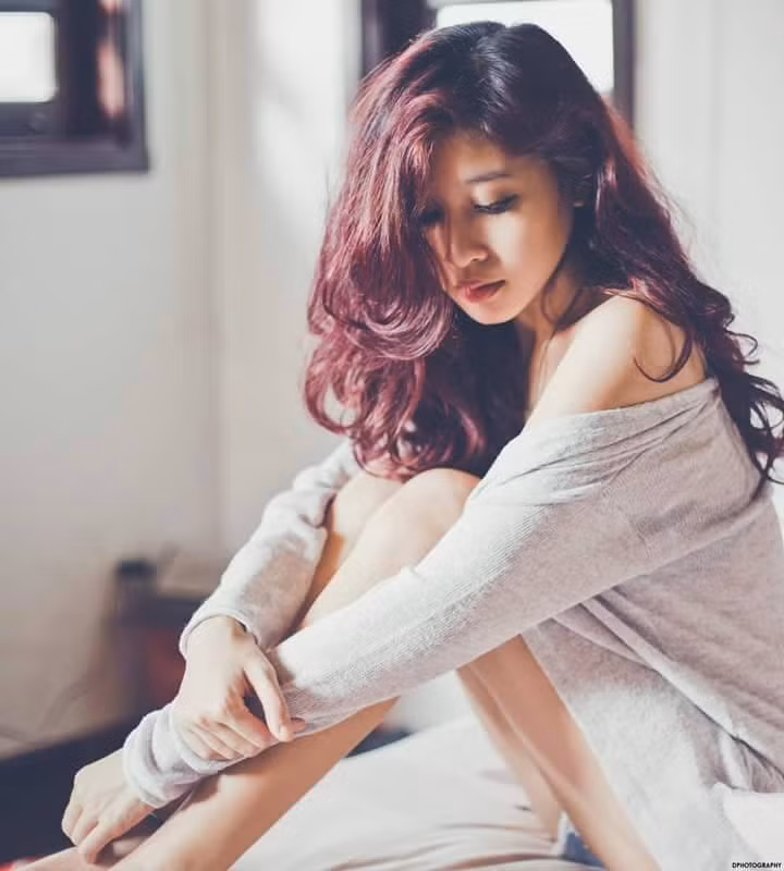 Khi chiêm ngưỡng nhan sắc của cô nàng lai Pháp cũng như tìm hiểu thêm về con người cô, nhiều người vui nhộn đặt cho Cindy biệt danh “thánh nữ”.