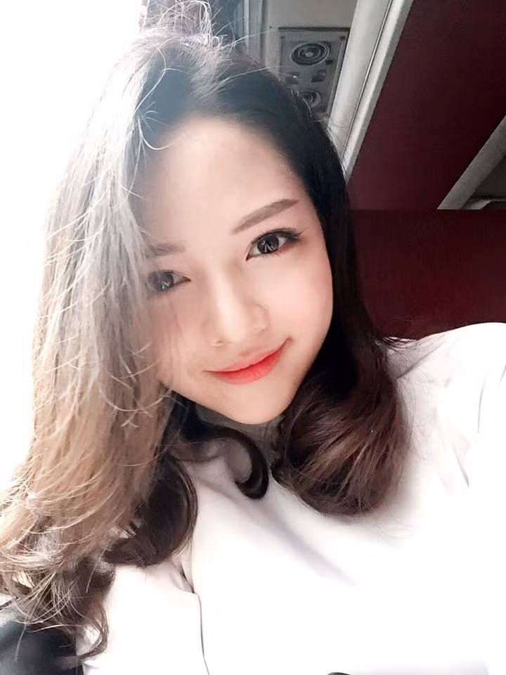 Cùng ngắm thêm hình ảnh đời thường của cô sĩ tử hot nhất ngày đầu tiên của kỳ thi THPT 2016. Ảnh trong bài: Facebook nhân vật.