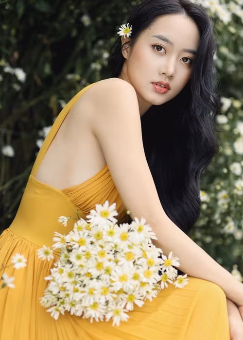 Làm người mẫu ảnh, Như Quỳnh có kinh nghiệm tạo dáng cũng như biểu cảm gương mặt. Đây có thể xem là lợi thế của cô khi thi nhan sắc.