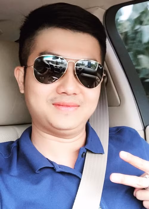 Tuy nhiên, năm 2020, trong cuộc phỏng vấn với Ngôi sao, Nhật Kim Anh hé lộ chuyện tình cảm của doanh nhân Bửu Lộc: "Bản thân Lộc đã có bạn gái hai năm nay. Tôi biết chuyện này vì có lần bé Tin kể với tôi con đi chơi cùng ba và cô gái đó".