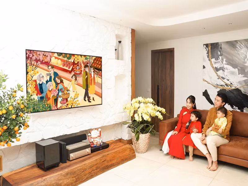 Kiều Anh cùng chồng con hiện tại sống trong căn hộ sang trọng rộng khoảng 300 m2, nằm ở trung tâm thủ đô Hà Nội. Ảnh: Instagram