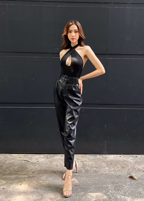 Kỹ năng catwalk và chụp ảnh của Nhật Hà được đánh giá khá cao.