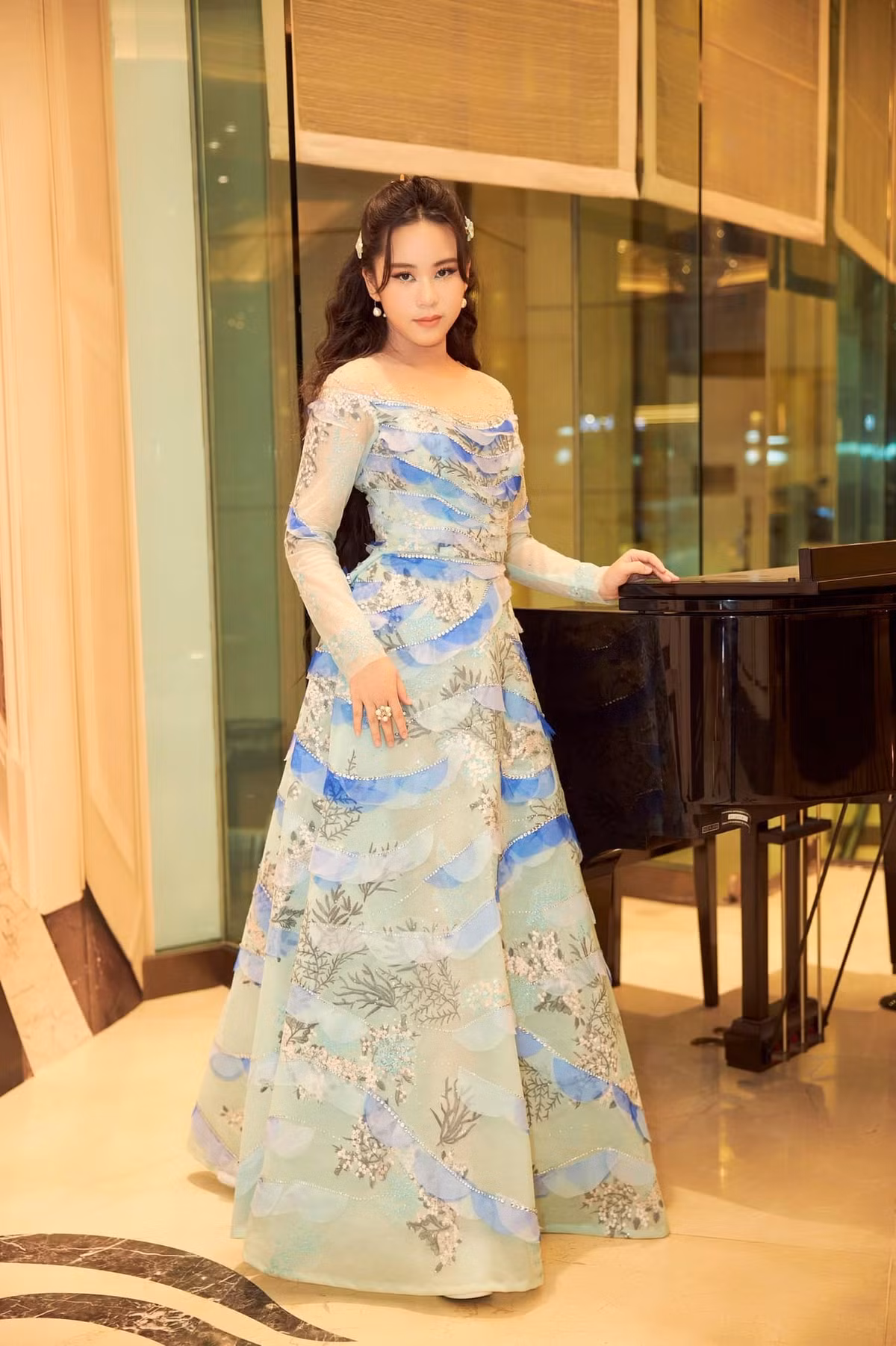 Chia sẻ về vấn đề này, Phó trưởng ban tổ chức cuộc thi cho biết, Bella Vũ chỉ là giám khảo khách mời trong tập truyền hình thực tế.