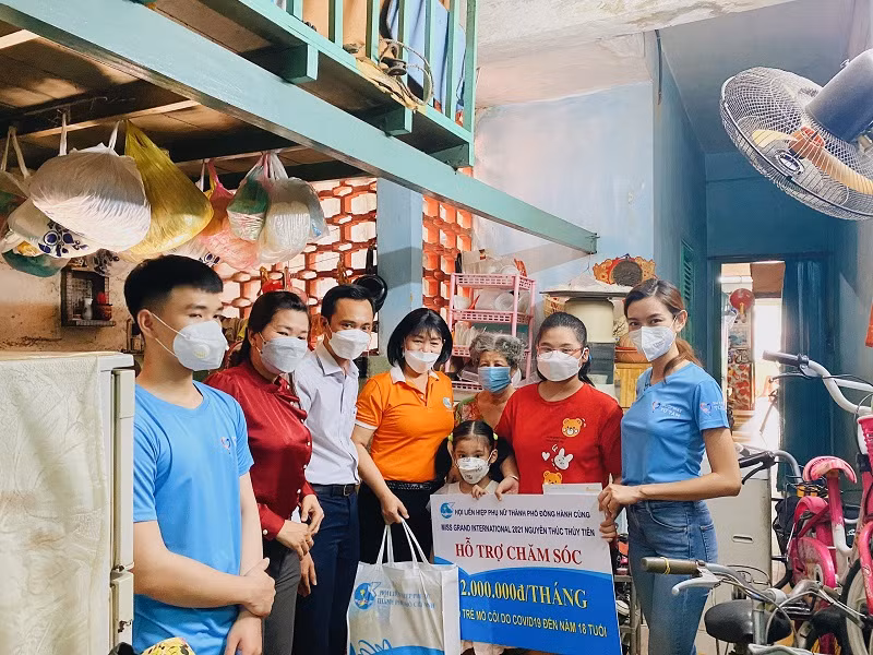 Các hoạt động thiện nguyện của Hoa hậu Hòa bình Quốc tế Thùy Tiên được công chúng đánh giá cao.