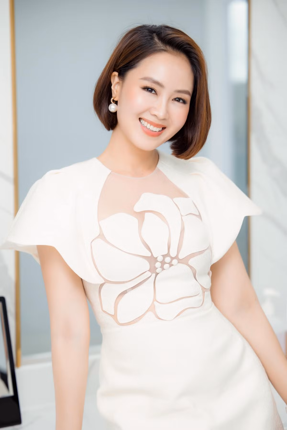 Với giải thưởng bất ngờ này, ngay cả Hồng Diễm cũng thừa nhận, may mắn đã mỉm cười với cô bởi năm nay có rất nhiều vai diễn nữ ấn tượng.