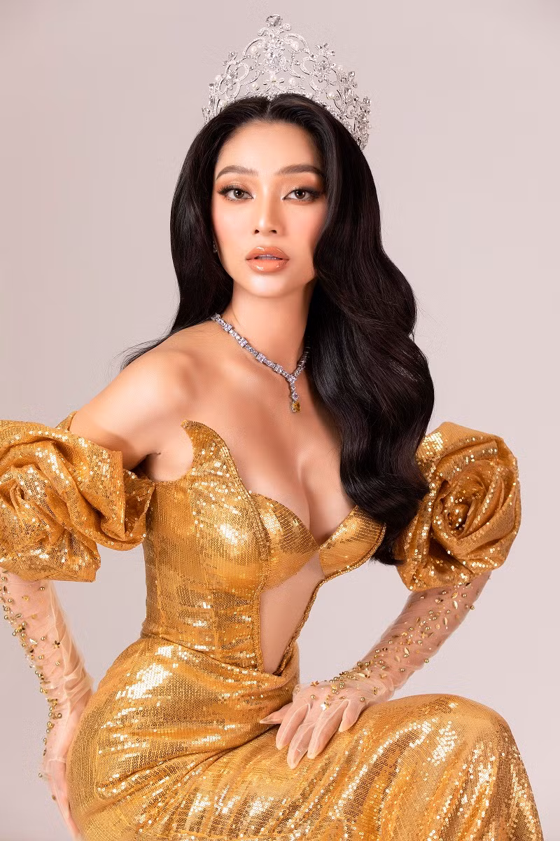 Bà Vũ Thị Hoa, đại diện đơn vị cử Lâm Thu Hồng đại diện Việt Nam dự thi Hoa hậu Hoàn cầu 2022 cho biết, Lâm Thu Hồng là một nhân tố khá “đặc biệt”: “Lâm Thu Hồng không chỉ sở hữu ngoại hình gợi cảm, nóng bỏng phù hợp với tiêu chí cuộc thi, mà những gì Lâm Thu Hồng dự định mang tới cuộc thi còn vô cùng ý nghĩa. Chúng tôi nhận thấy ở Lâm Thu Hồng một sự quyết liệt để tìm kiếm chiến thắng, năng lượng sống tích cực, mạnh mẽ, nhìn thấy ở cô ấy trái tim nhân ái, tràn đầy yêu thương".