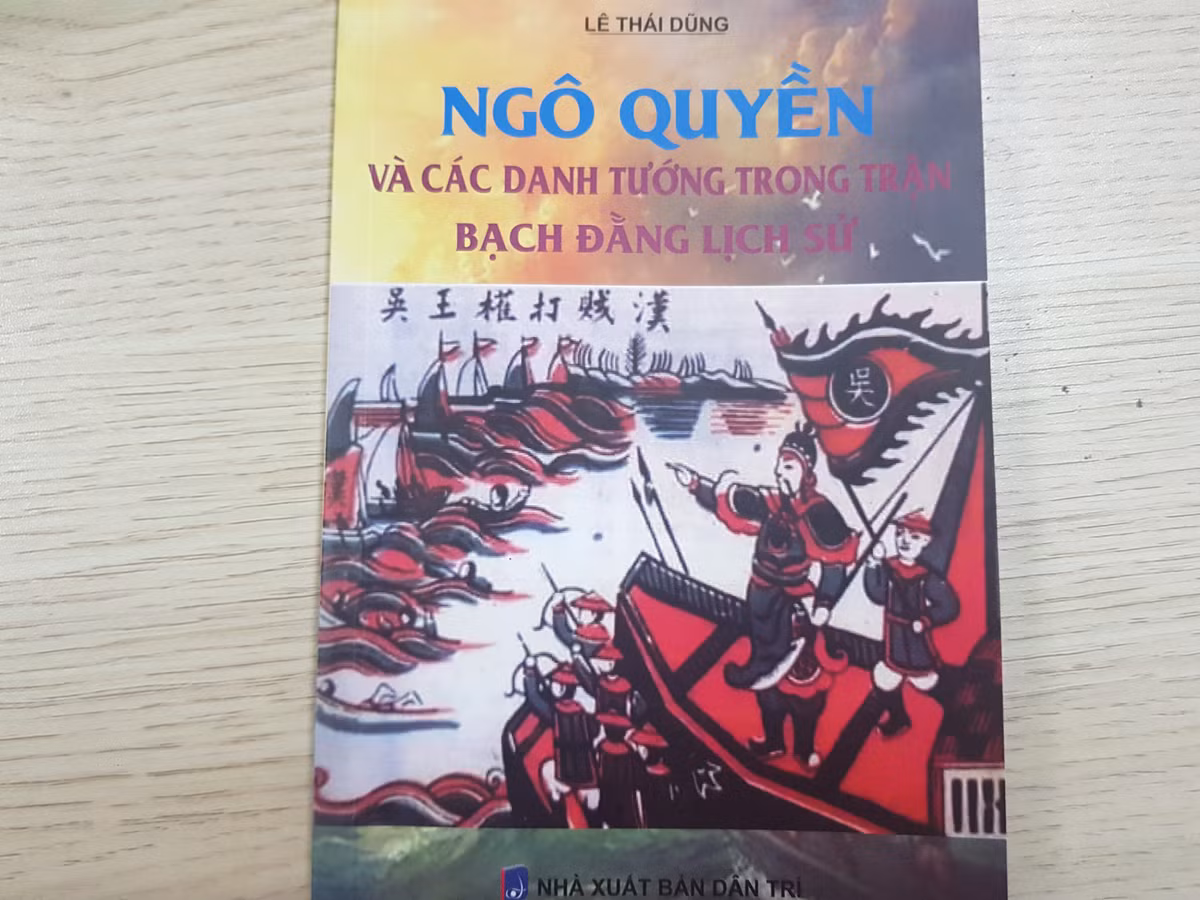 Cuon sach ve cuoc doi nhieu tranh cai cua tuong giet giac Duong Tam Kha