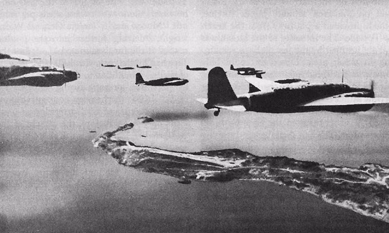 Các pháo đài này lần đầu tham gia thực chiến vào năm 1941, khi Nhật Bản ném bom đảo Corregidor và các đảo khác ngày 29/12/1941 và 2-6/1/1942. Pháo đài Fort Mills trên đảo Corregidor bị thiệt hại nặng, nhưng các pháo phòng không vẫn tiếp tục hoạt động, bắn rơi nhiều máy bay Nhật. Trong khi đó, Fort Drum vẫn nguyên vẹn dù bị oanh tạc dữ dội.