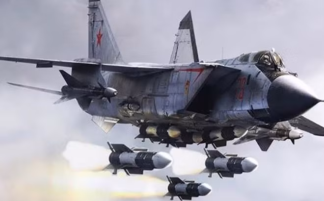 Hệ thống tên lửa Kinzhal gồm 2 phần: Phương tiện mang và tên lửa. Phương tiện mang chính là MiG-31, tiêm kích đánh chặn tầm xa siêu thanh hạng nặng duy nhất trên thế giới hiện nay. Khối lượng cất cánh tối đa của nó có thể đạt tới 46 tấn, tầm bay tối đa 3.300km và bán kính tác chiến là 720km.