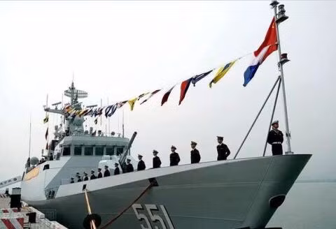 Type 056 là lớp hộ vệ hạm tàng hình rất hiện đại với việc có thể giảm đáng kể phản xạ radar trinh sát mặt biển của đối phương. Người ta thường coi Type-056 là phiên bản sao chép tàu hộ vệ Damen Sigma của Trung Quốc.
